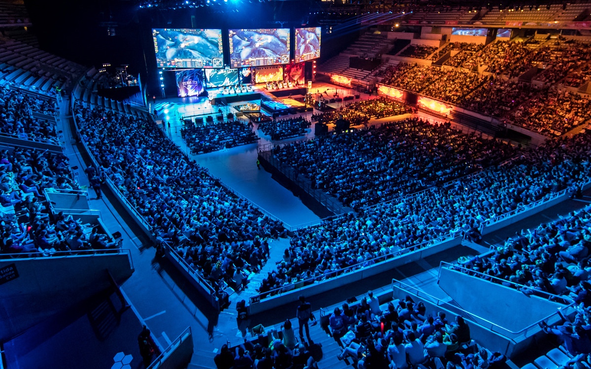 他们通过加 他们通过加