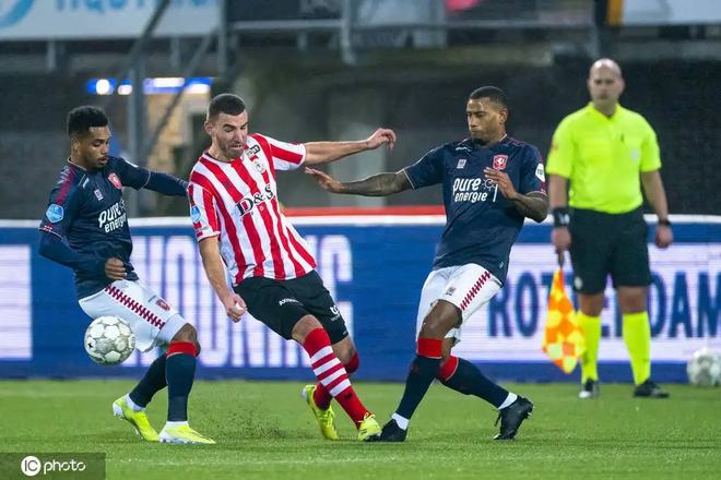 罗马的冬窗 罗马的冬窗