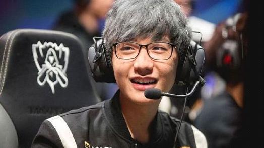 通过续约稳